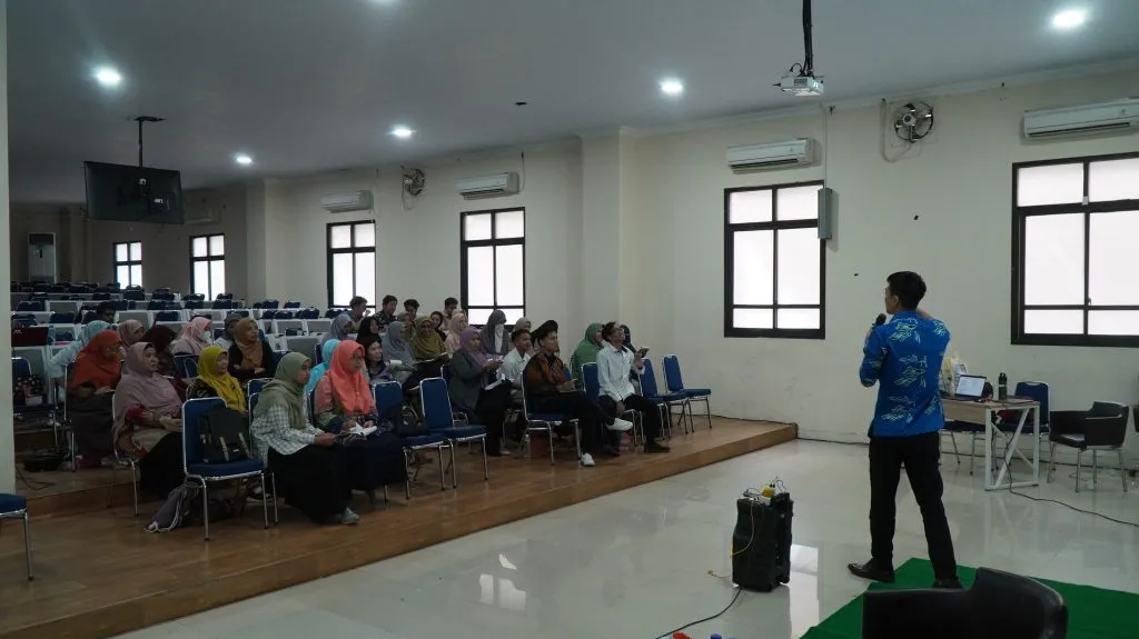 Gandeng FILBA, Prodi S2 Pendidikan Bahasa Inggris Unismuh Gelar Workshop Pengajaran Melalui Story Telling